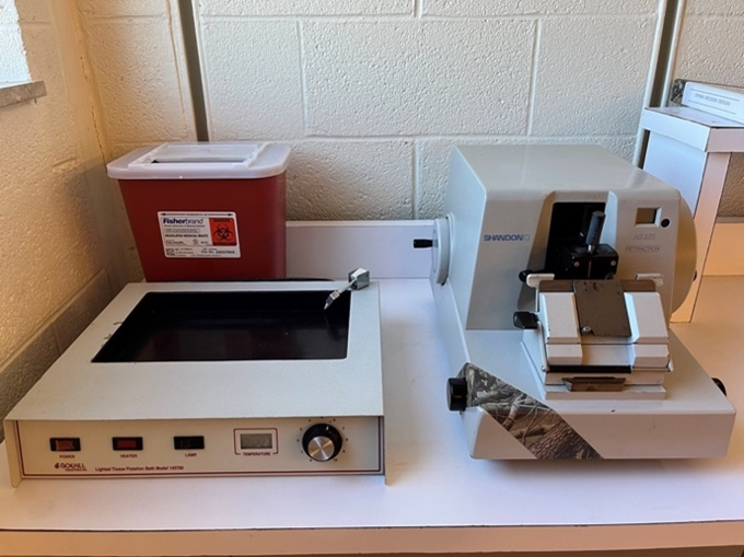 Shandon Microtome and water bath